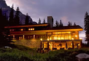 Moraine Lake Lodge