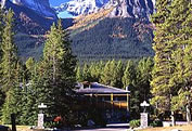 Mountaineer Lodge